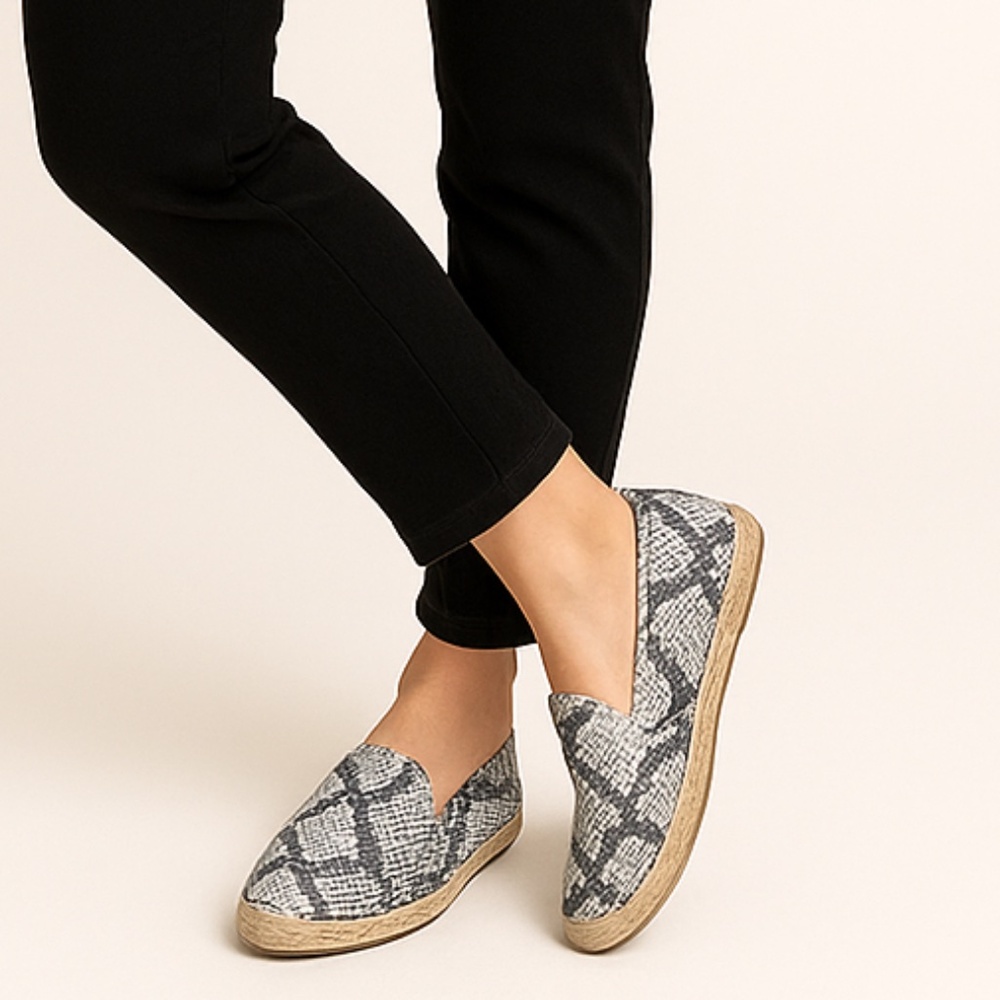 Stuart Weitzman Catalan Snake Print Espadrille Flats Slip On 7.5 Spain - Picture 5 of 11